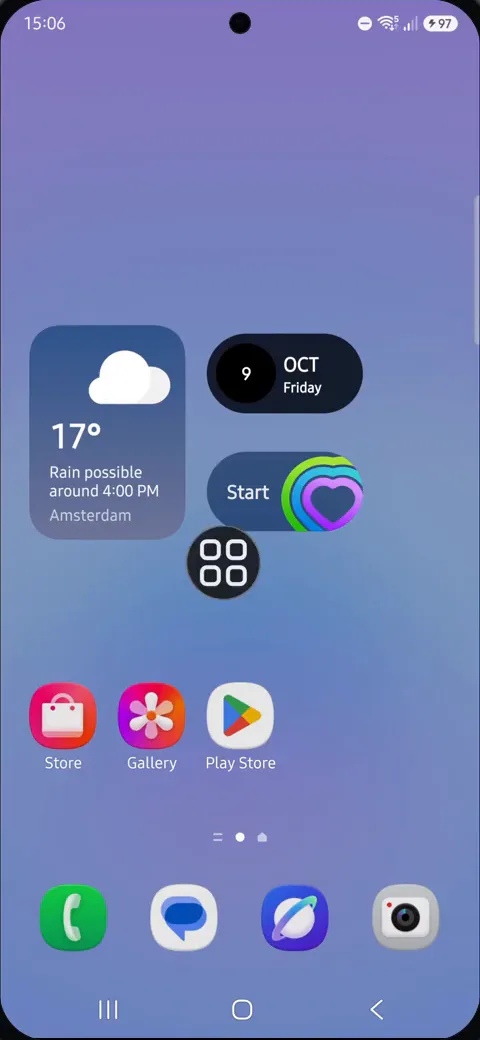 The Google Search bar is removed from the Home screen page